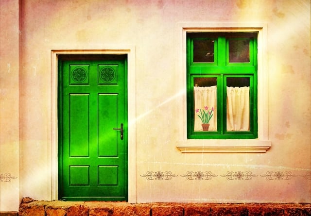 Simple Home Door Decor