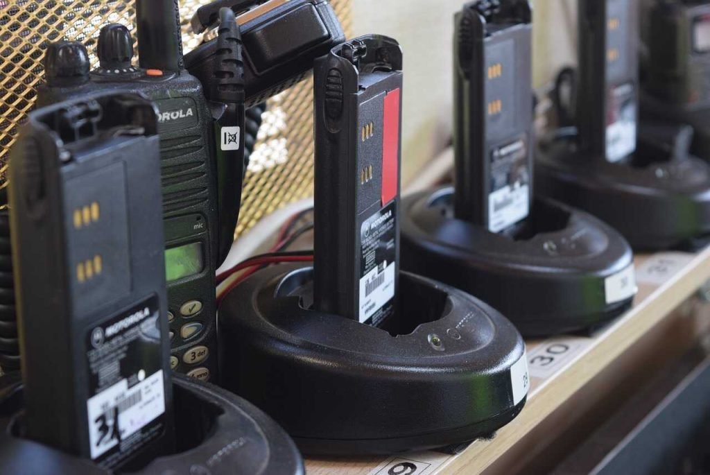 How Radio Walkie Talkies Provide Seamless Communication Across the Country