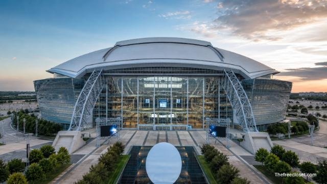 AT&T Stadium exterior in Arlington, Texas, with Thefreecloset.com watermark.